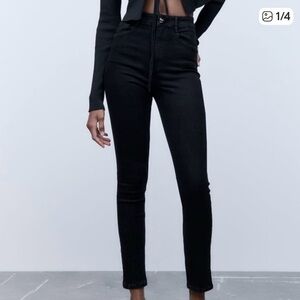 Zara Women’s High Rise (12”) Skinny Black Jeans Size 10.
